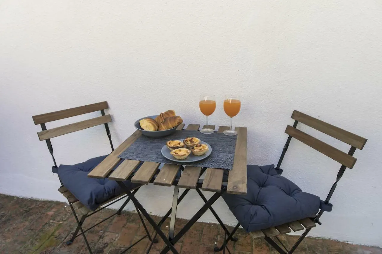 Traditional Duplex Apartments In Principe Real Lisbon